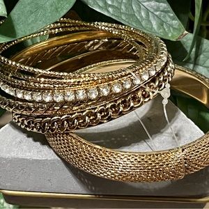 $1 JEWELRY SALE! Bundle for deals!!